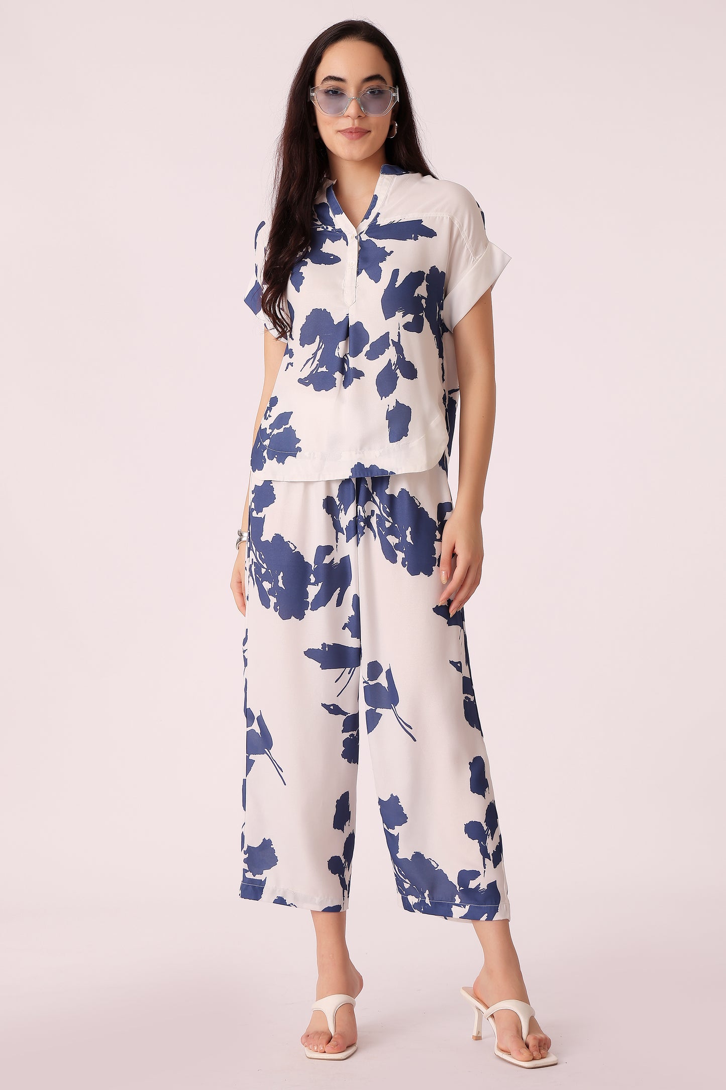 womens relaxed fit printed shirt - extra image 3