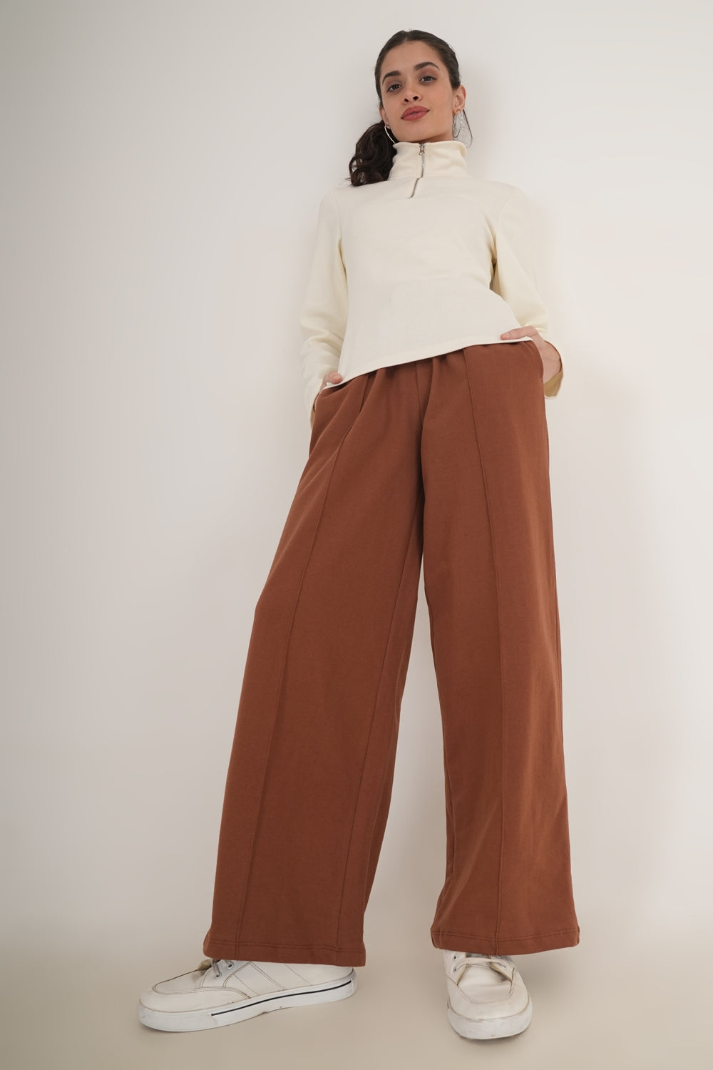 WESTERN STRAIGHT FIT CASUAL SOLID TRACKPANTS - Brown