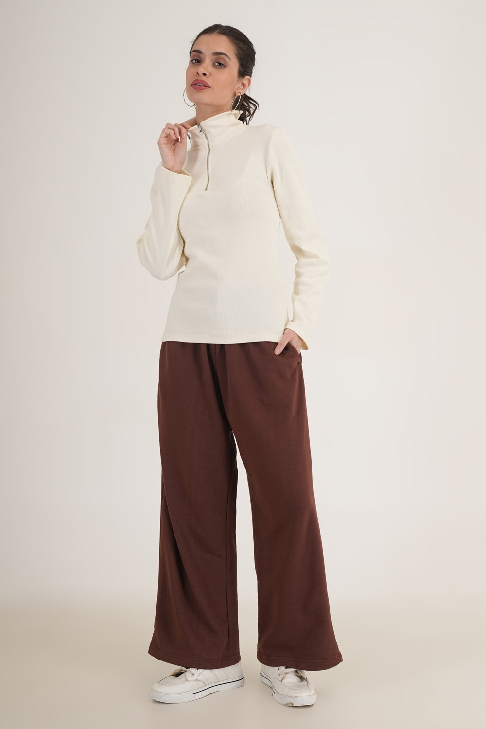WESTERN FIT AND FLARE CASUAL SOLID TRACKPANTS - Brown