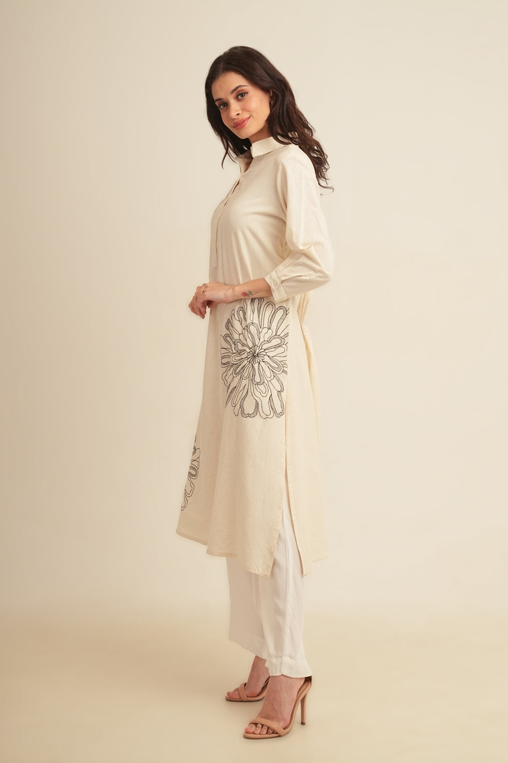 KURTA - extra image 3