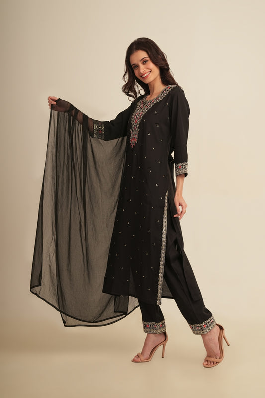 Embroidered Skd (Set Of 3) - Black