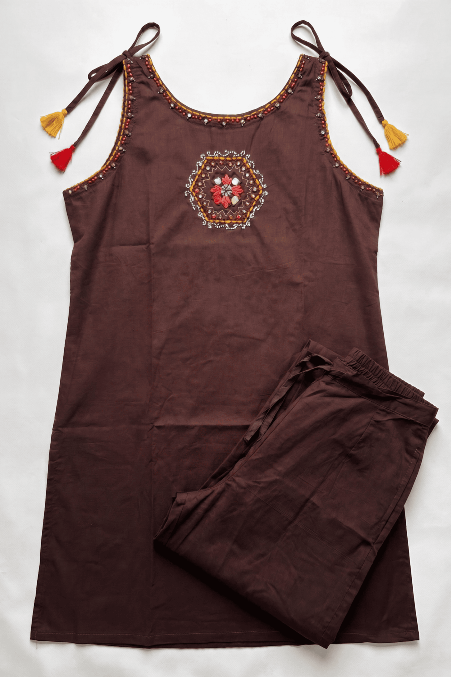ETHNIC EMBROIDERY CORD SET- Brown
