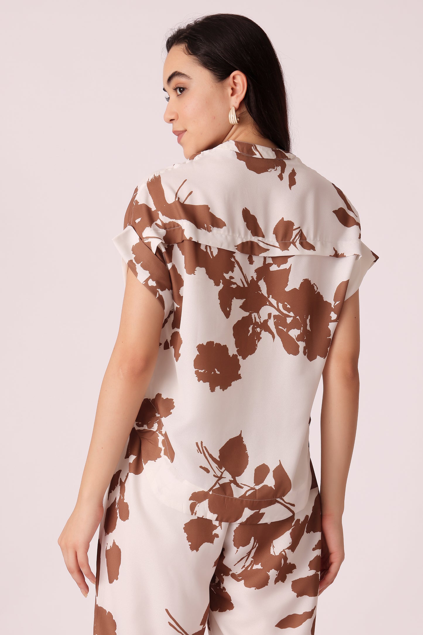 womens relaxed fit printed shirt - extra image 2