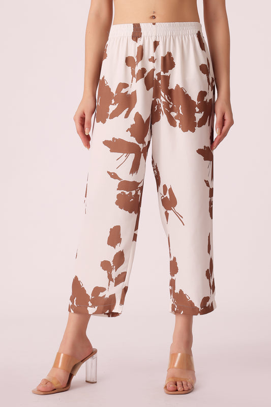 women printed relaxed fit pants - Brown
