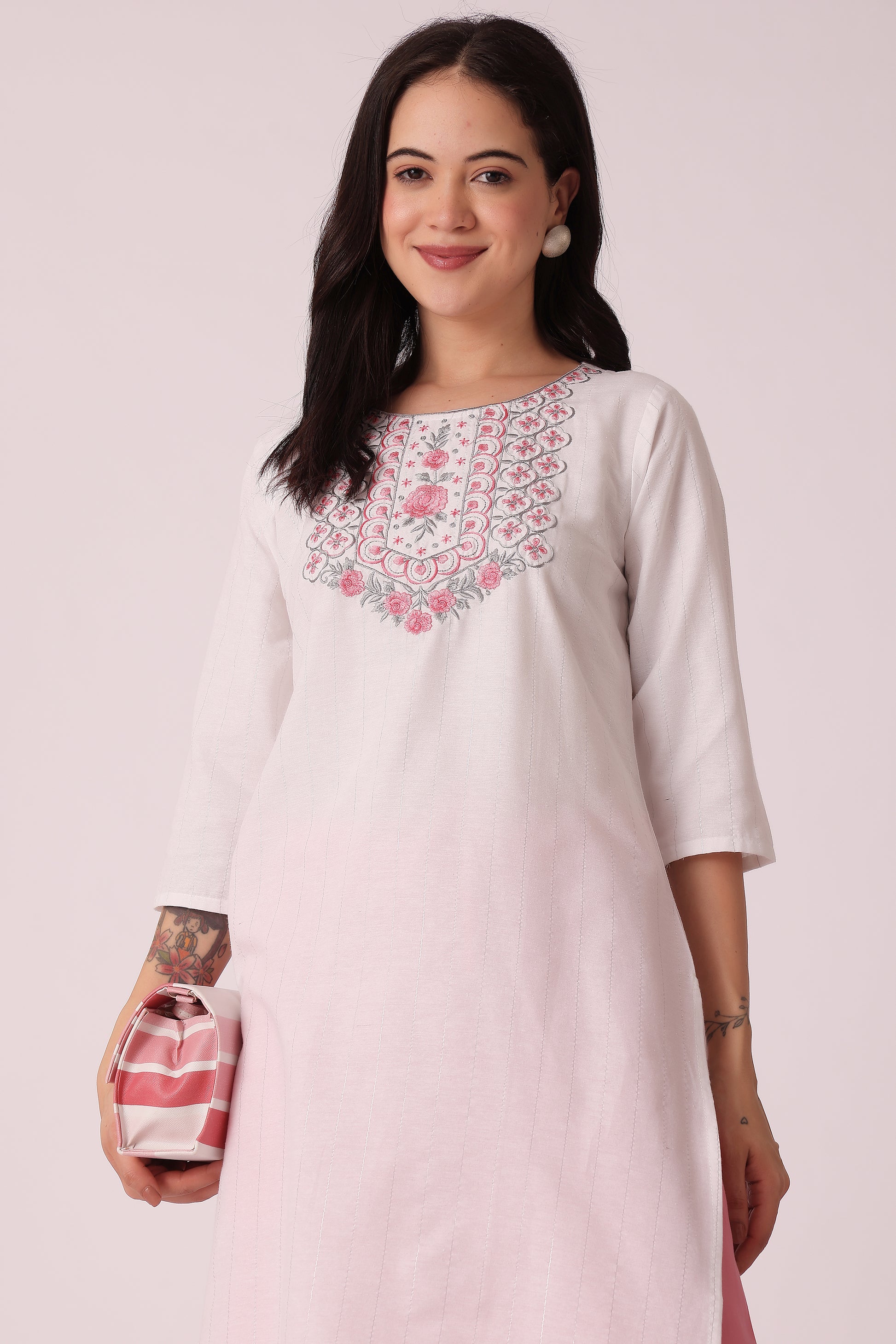 ETHNIC REGULAR FIT EMBROIDERY KURTA - White