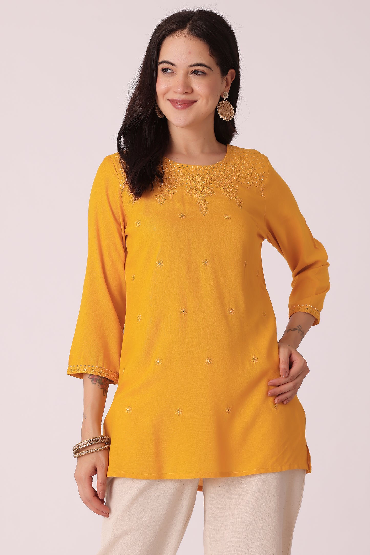 ETHNIC REGULAR FIT EMBROIDERY KURTA - Yellow