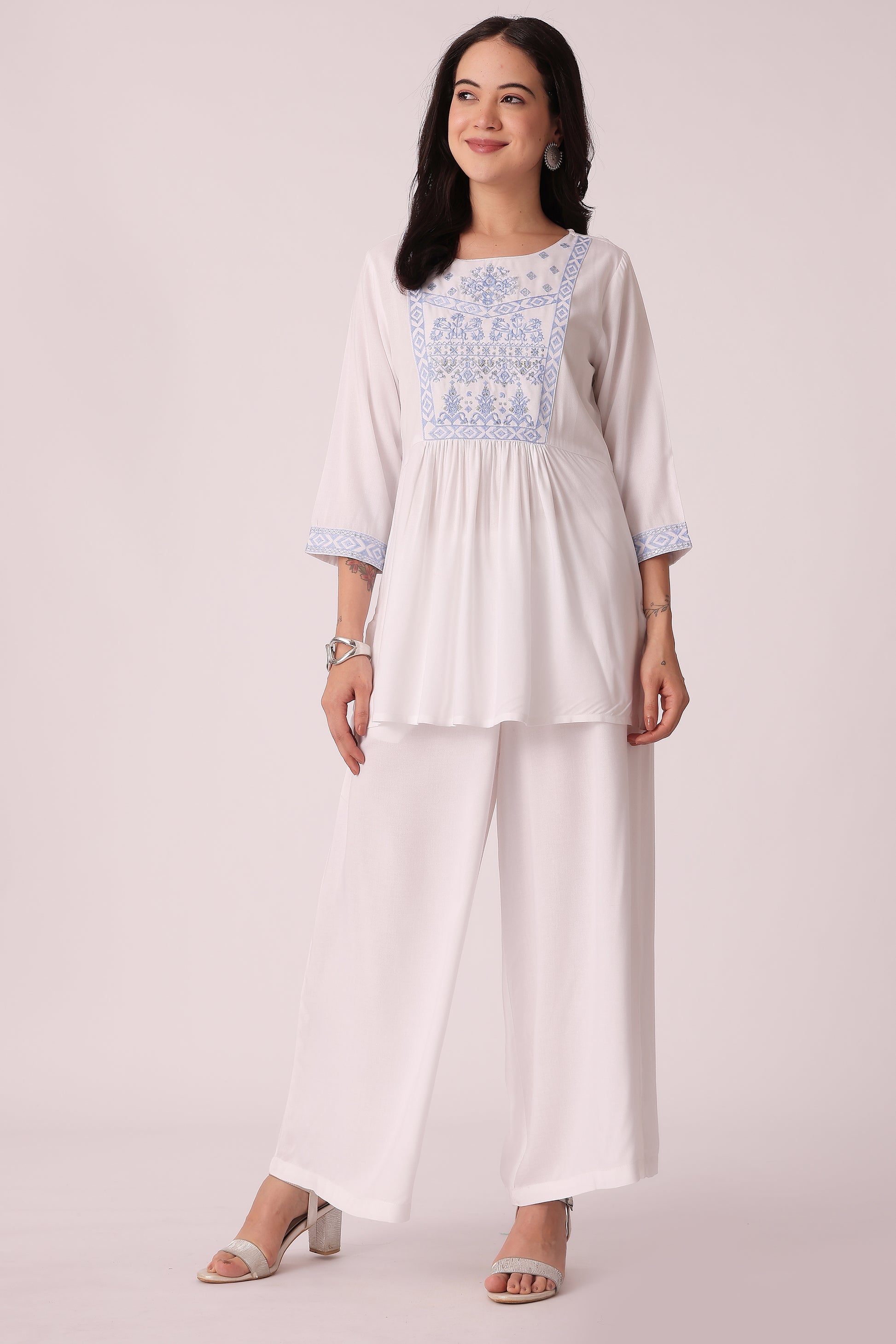 ETHNIC SLIM FIT EMBROIDERY TUNIC - extra image 3