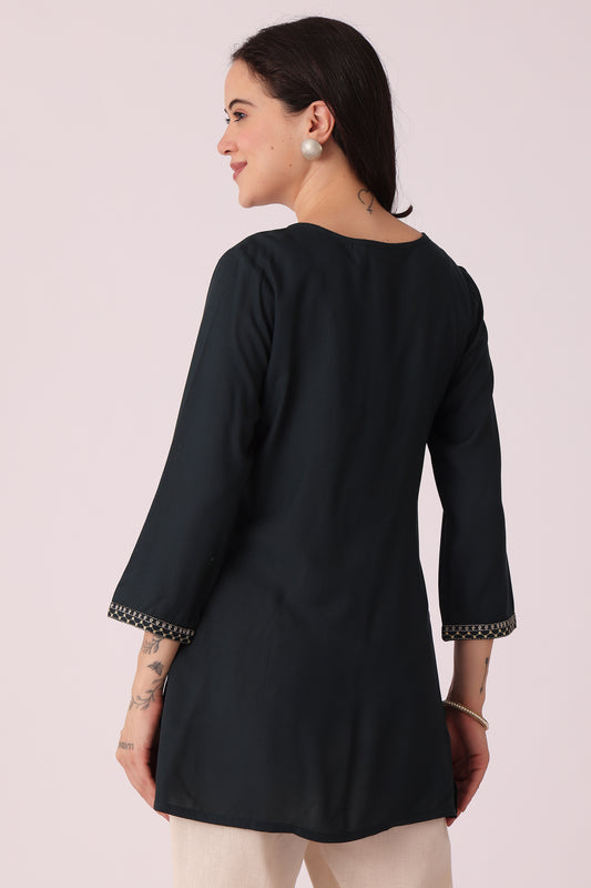 ETHNIC REGULAR FIT EMBROIDERY TUNIC - extra image 2