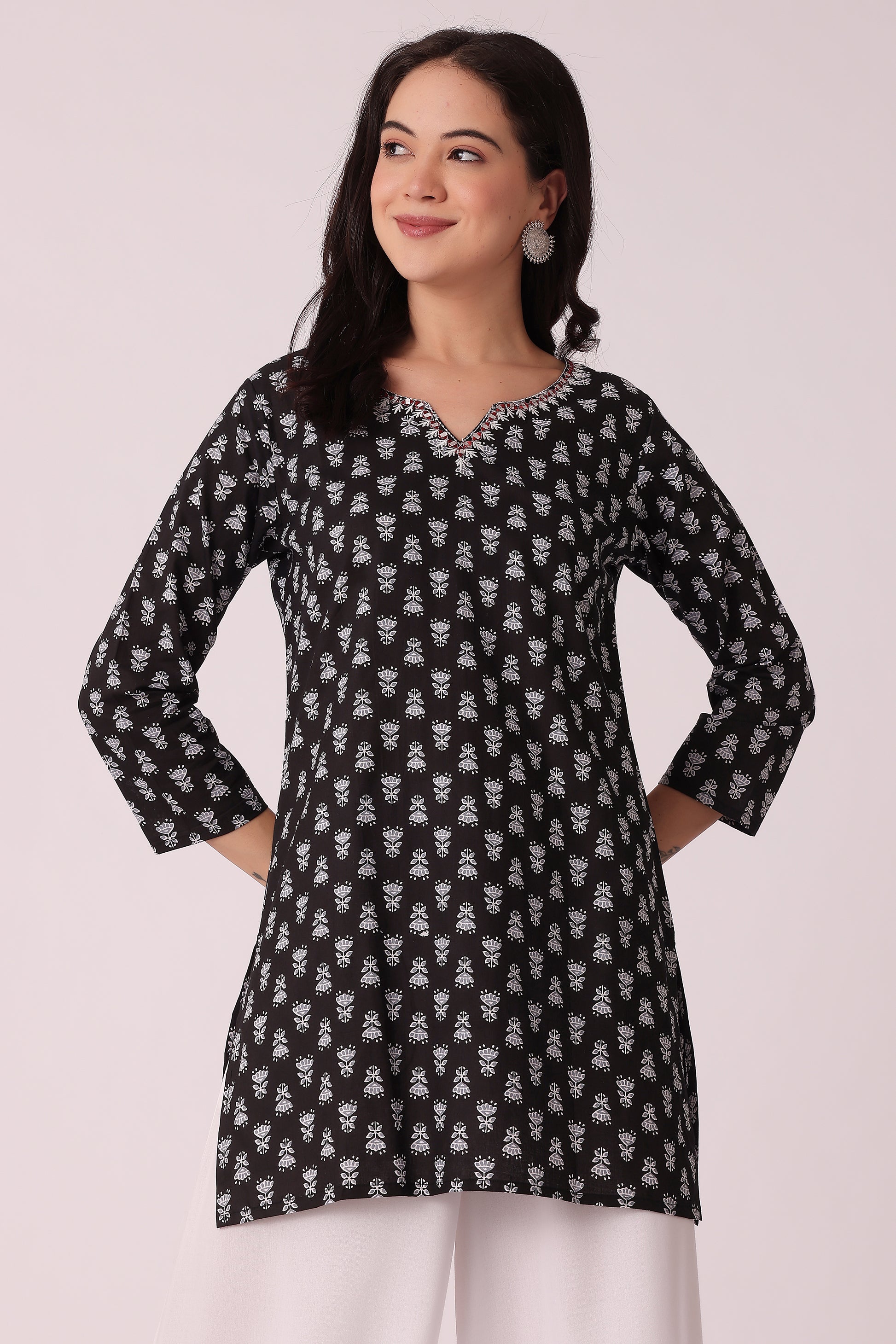 ETHNIC REGULAR FIT EMBROIDERY TUNIC - Black