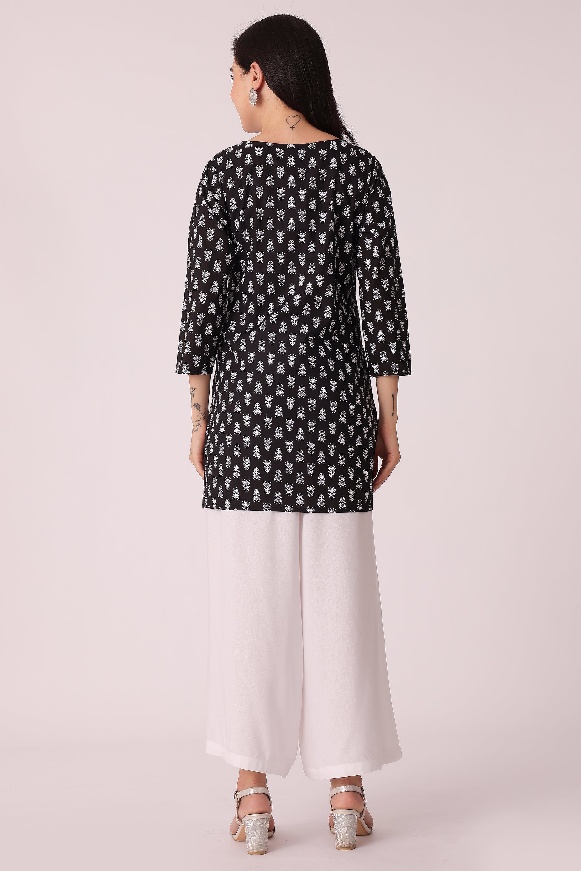 ETHNIC REGULAR FIT EMBROIDERY TUNIC - extra image 2