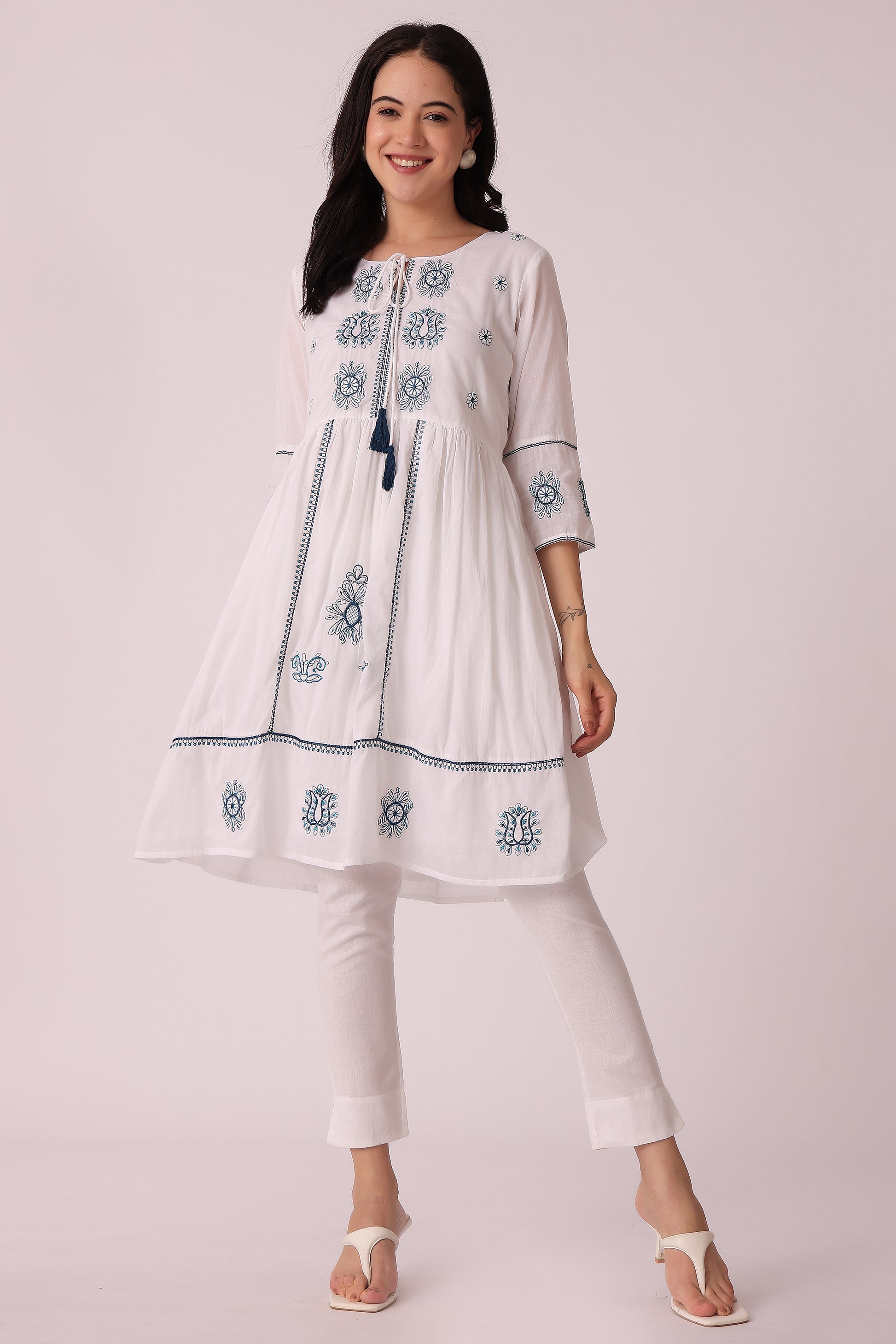 ETHNIC REGULAR FIT EMBROIDERY DRESSES - extra image 3