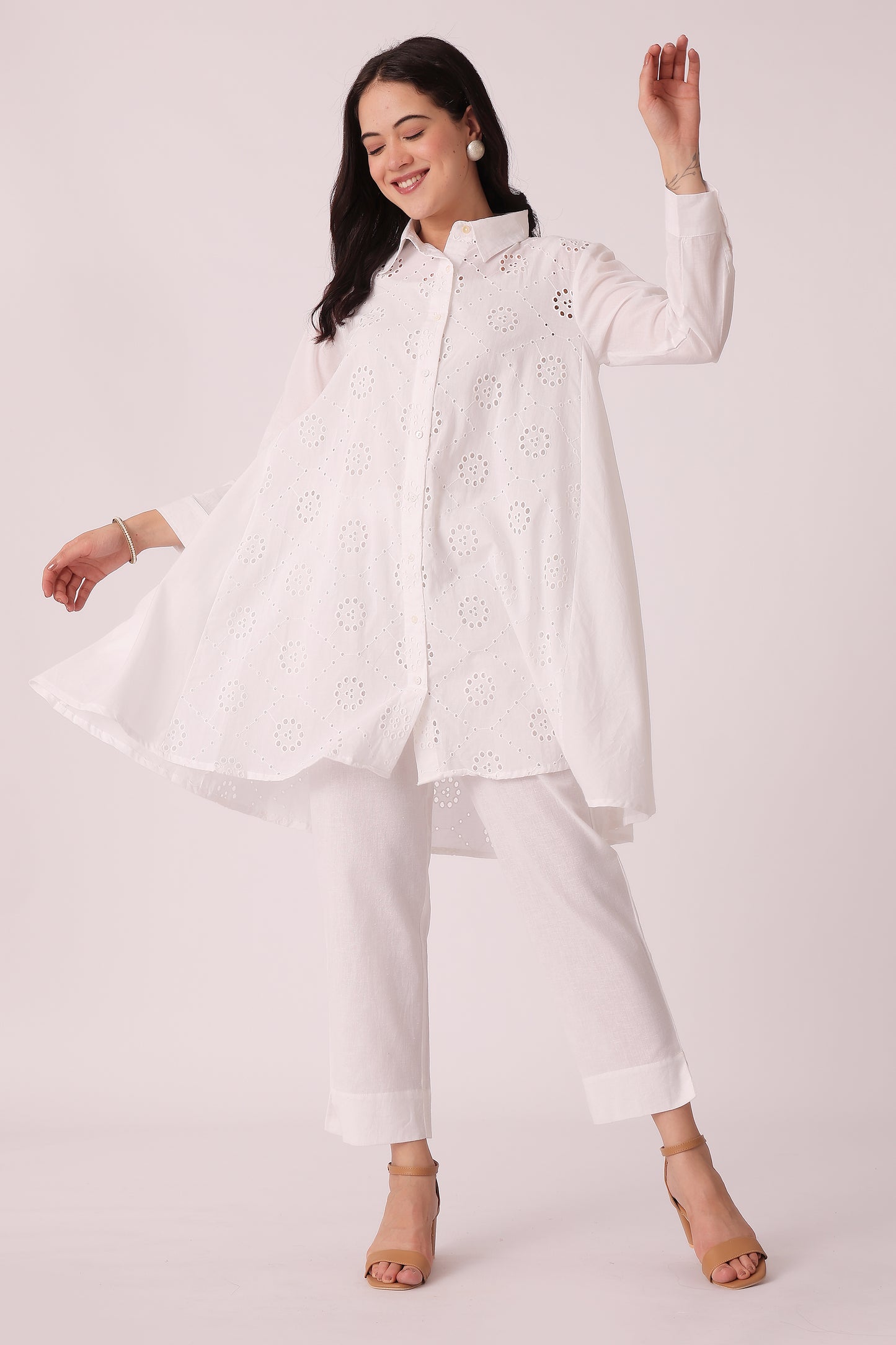 ETHNIC LOOSE FIT SCHIFFLI EMB KURTA - extra image 3
