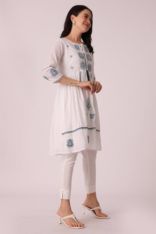 ETHNIC REGULAR FIT SOLID PANTS - extra image 2