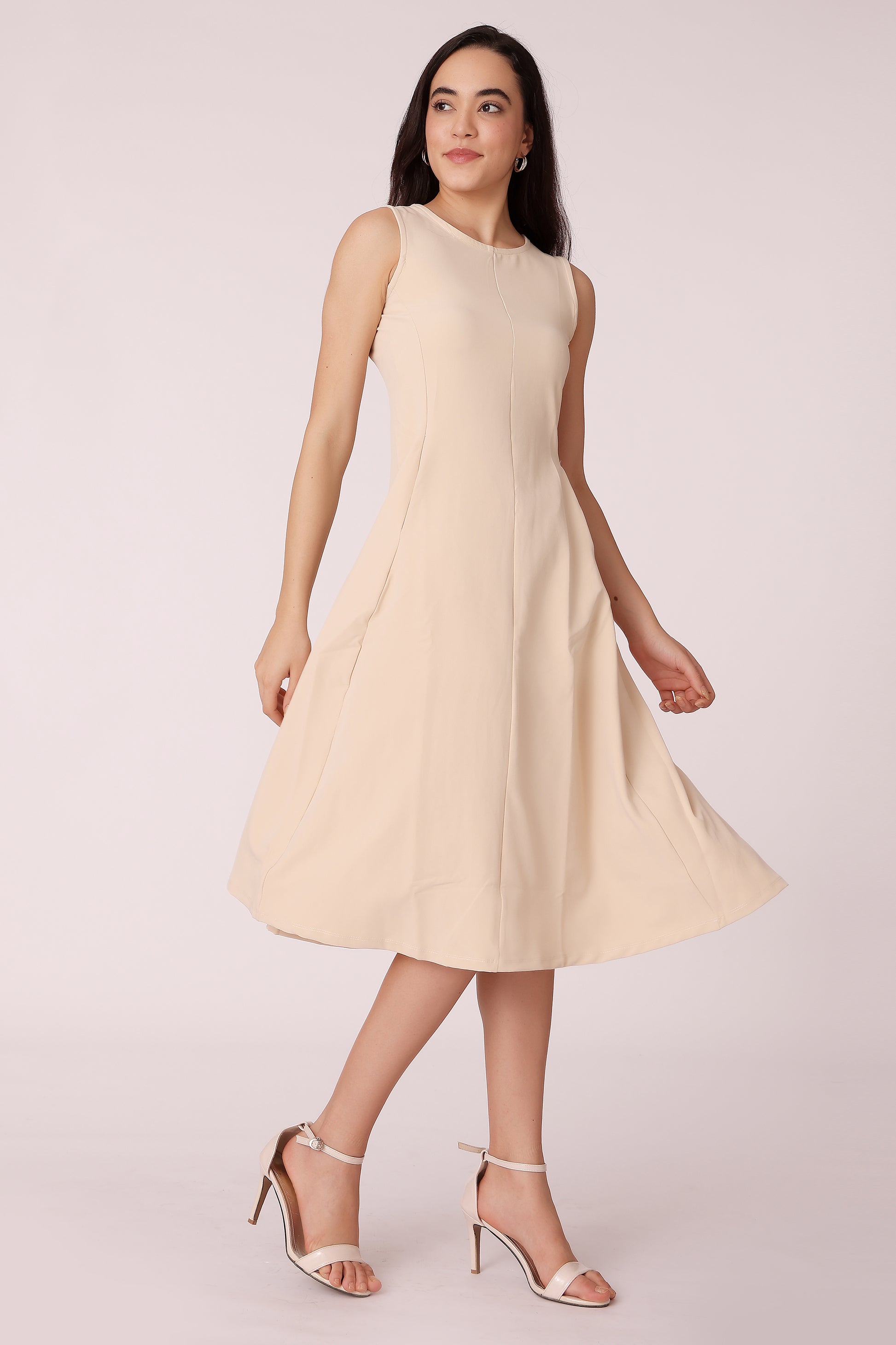 western fit & flare casual solid color dresses - Beige